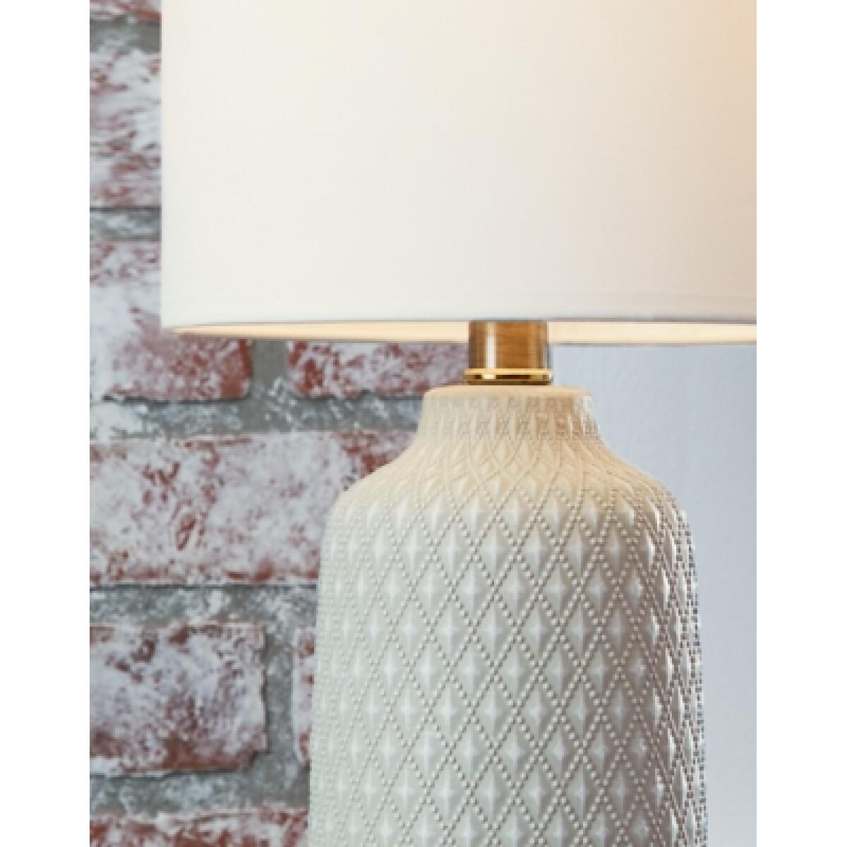 Donnford Table Lamp Lighting Ashley Furniture 8