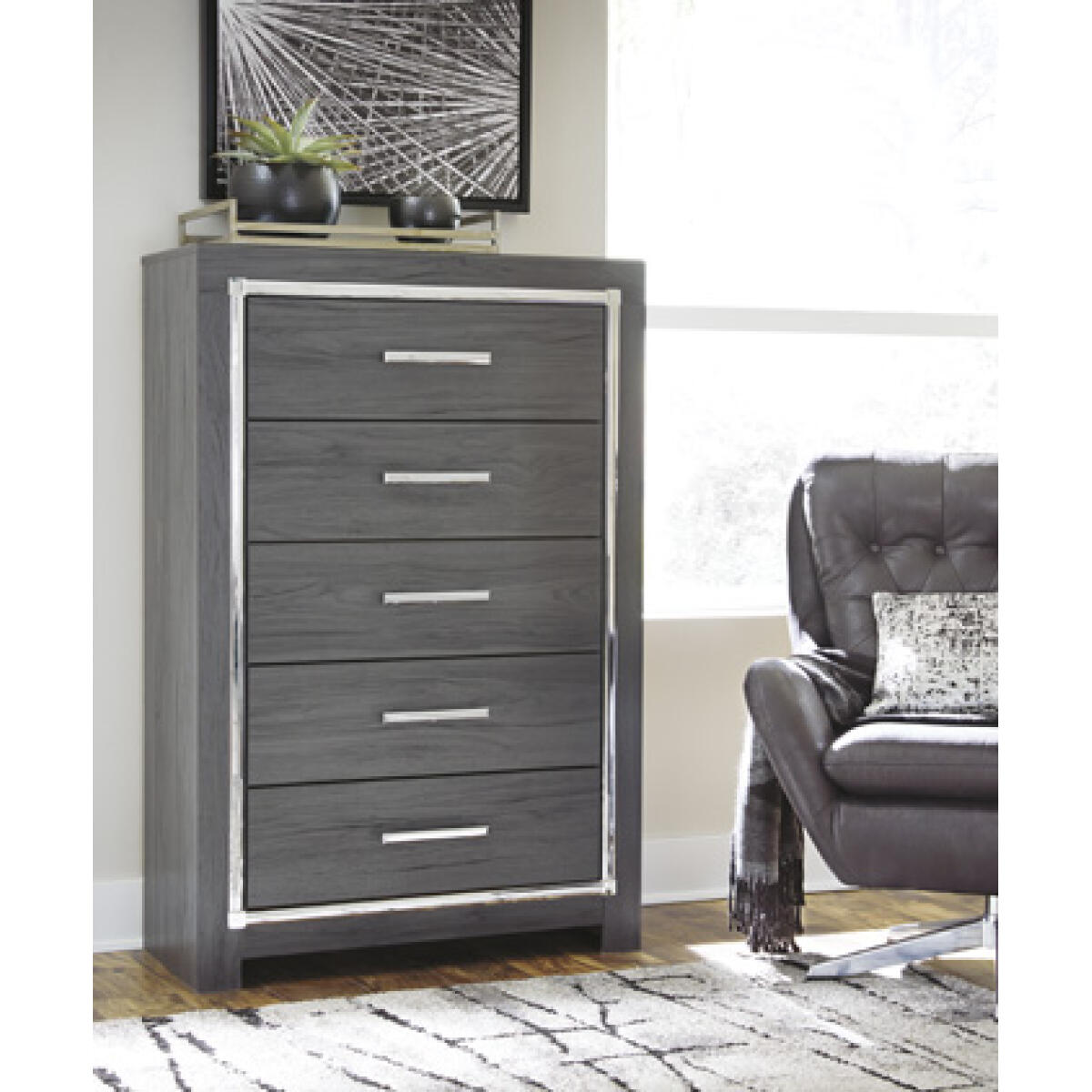 Lodanna Chest of Drawers Chests Ashley Furniture 7