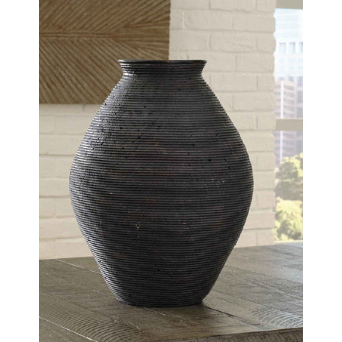 Hannela Vase Accents Ashley Furniture 6