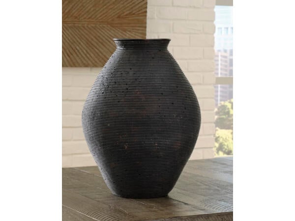 Hannela Vase Accents Ashley Furniture