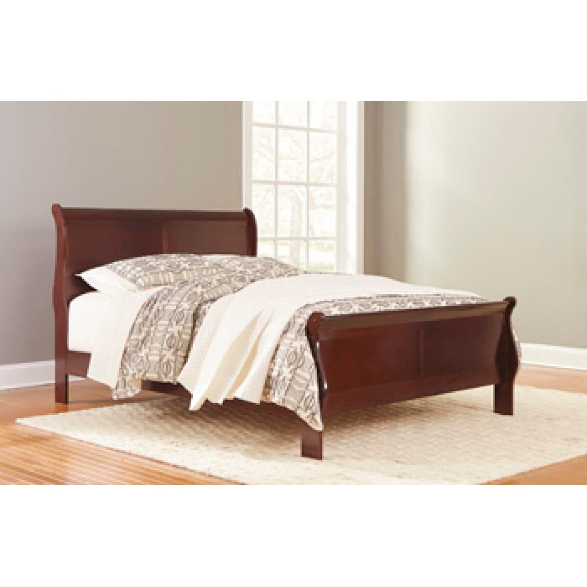 aae560087be78883f0c52e4005454b01 Alisdair Queen Sleigh Bed - Image 1