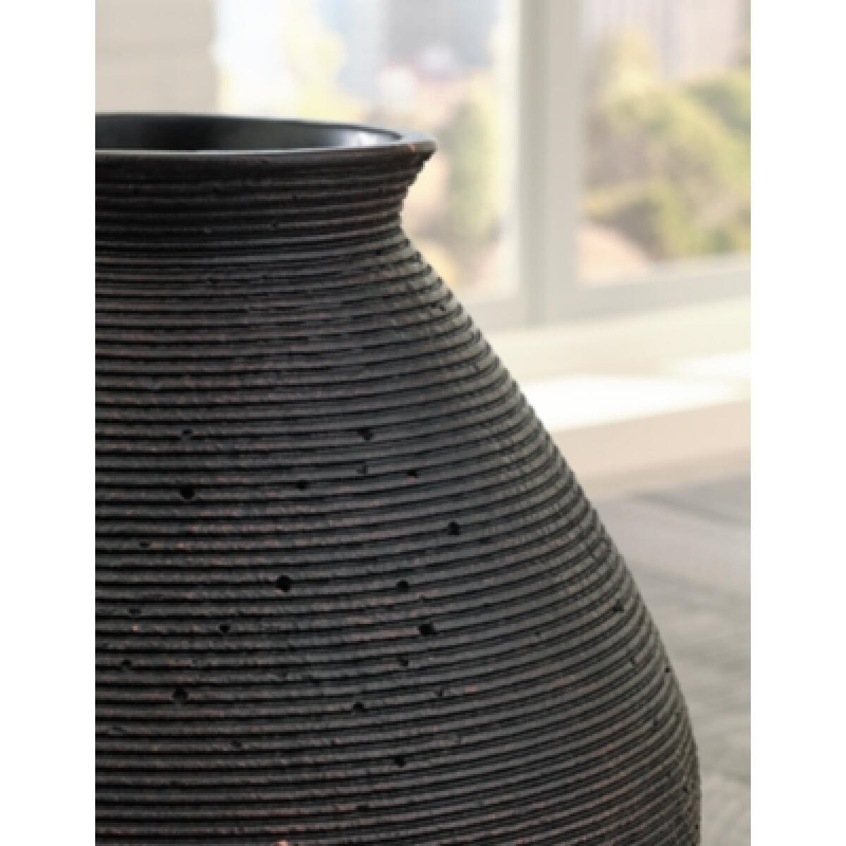 Hannela Vase Accents Ashley Furniture 9