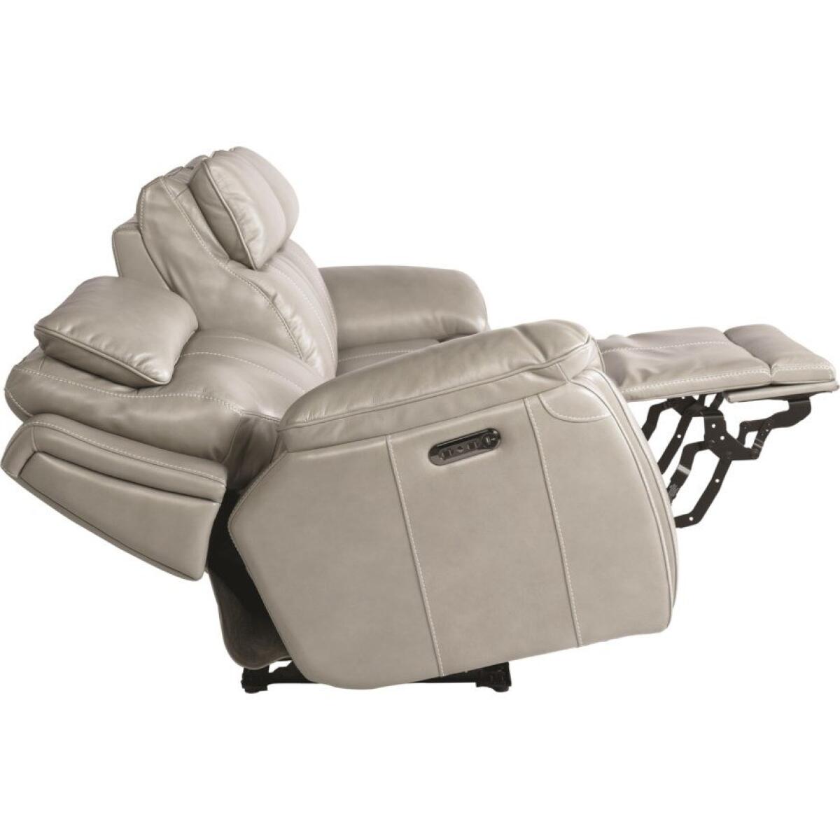 Club Level Levitate Transitional Motion Sofa Sofas Bassett Furniture 10