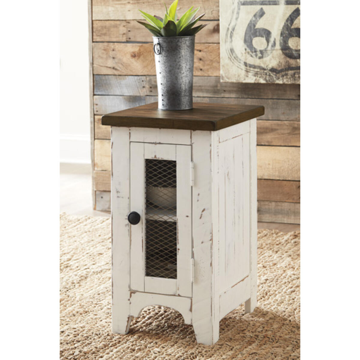 Wystfield Chairside End Table Chairside Tables Ashley Furniture 10