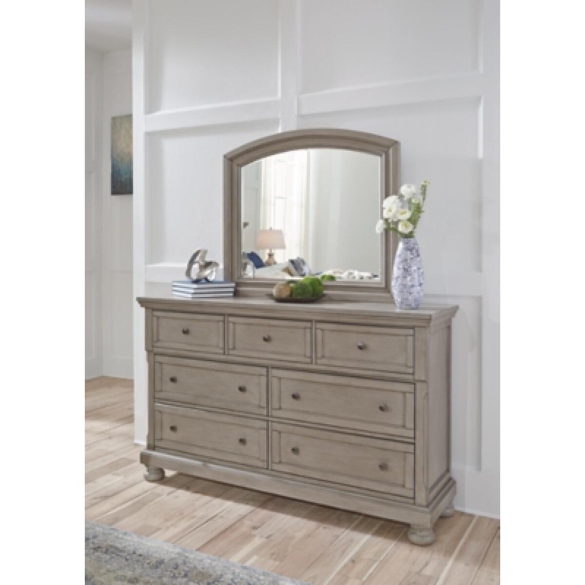 Lettner Dresser and Mirror Dressers Ashley Furniture 8