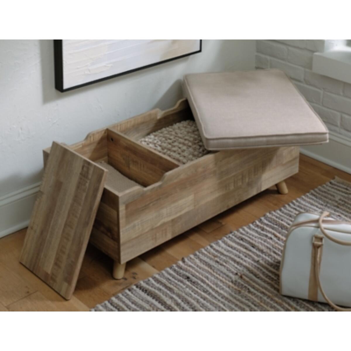 Gerdanet Storage Bench Accent Furniture Ashley Furniture 15