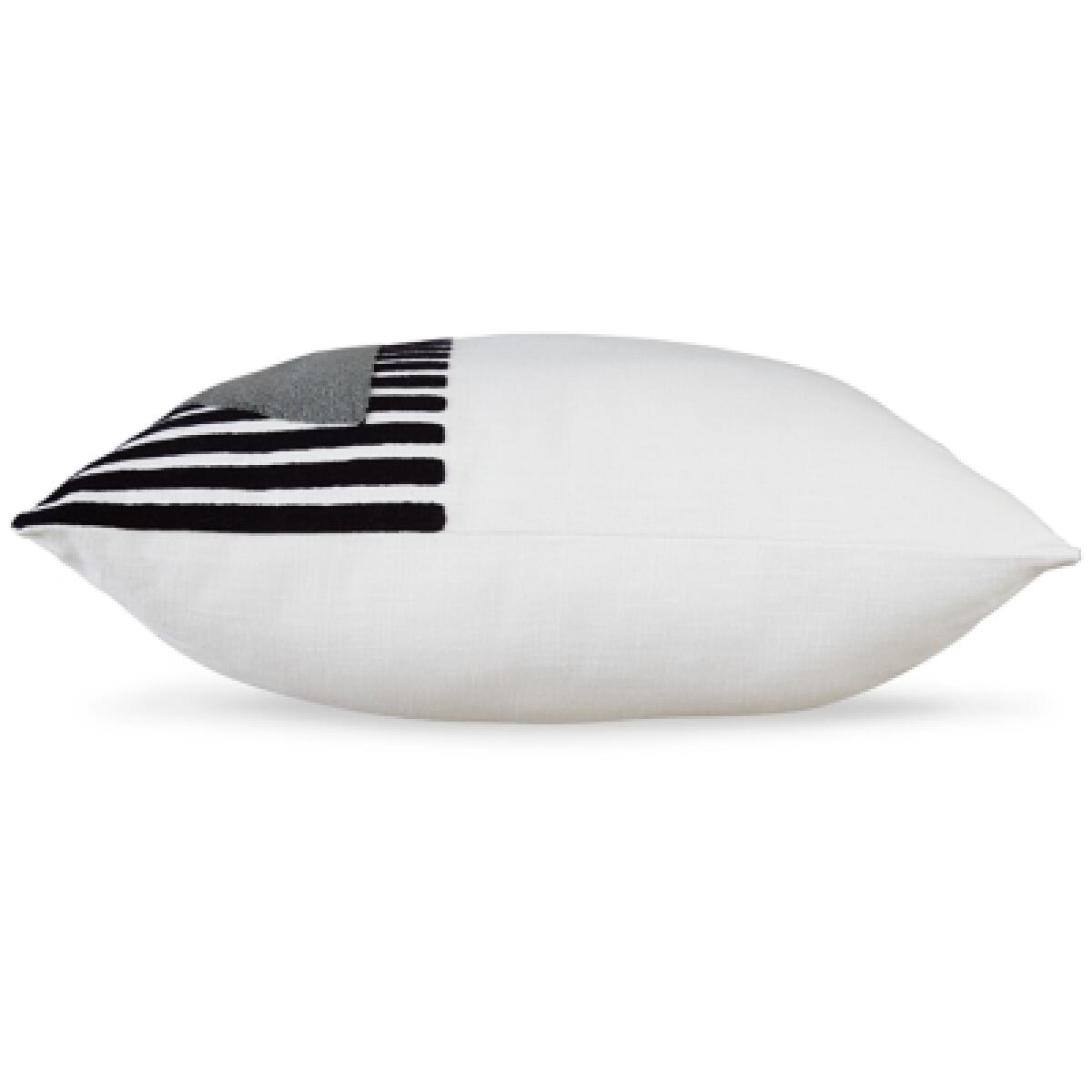 Longsum Pillow Accent Pillows Ashley Furniture 11