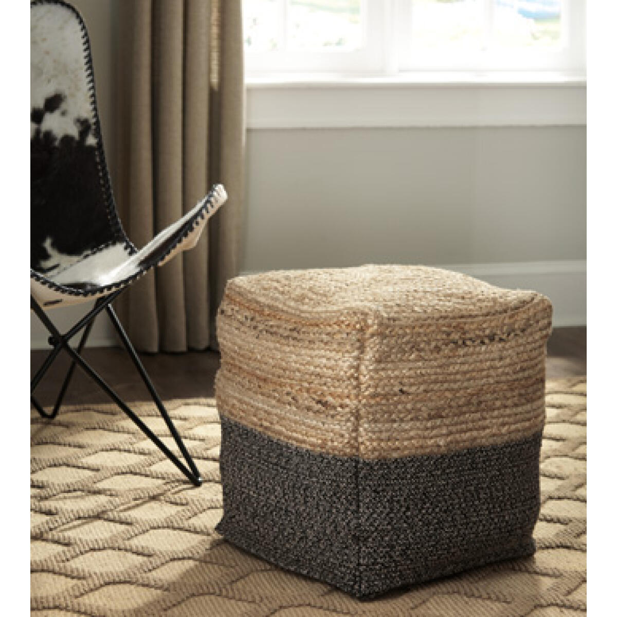 Sweed Valley Pouf Ottomans & Poufs Ashley Furniture 7