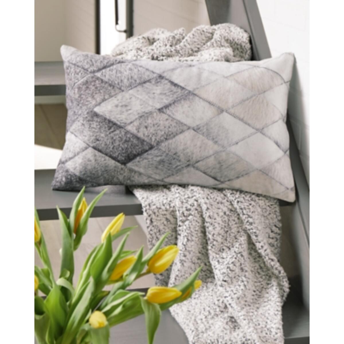 Pacrich Pillow Accent Pillows Ashley Furniture 9