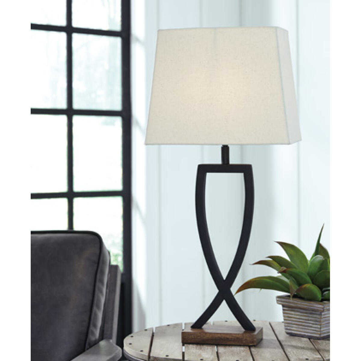 Makara Table Lamp (Set of 2) Lighting Ashley Furniture 6