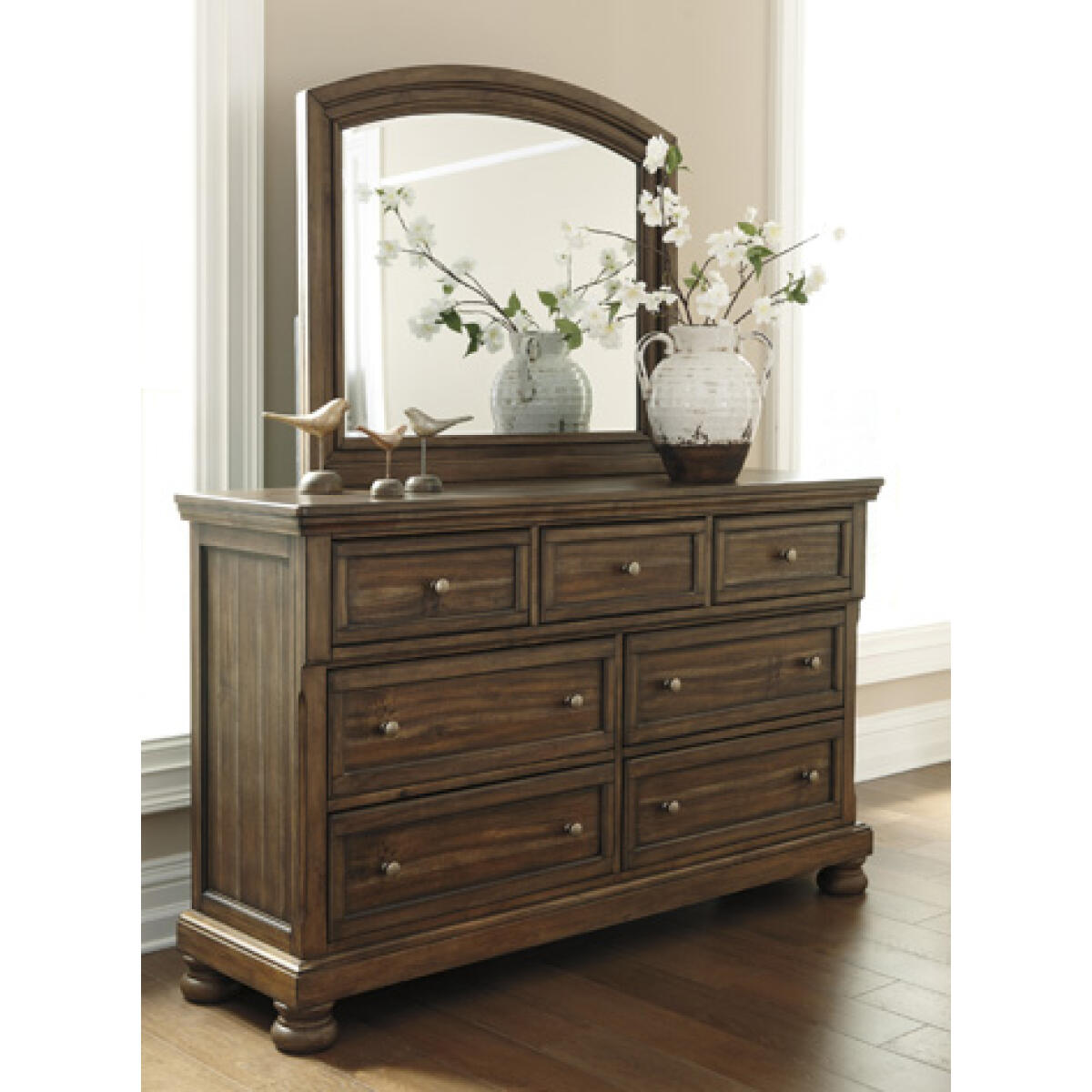 Flynnter Dresser and Mirror Dressers Ashley Furniture 13