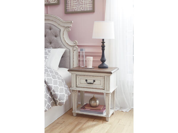 Realyn Nightstand Nightstands Ashley Furniture 28