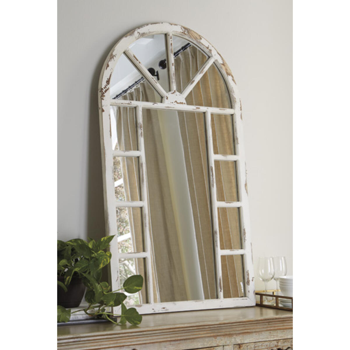Divakar Accent Mirror Mirrors Ashley Furniture 5