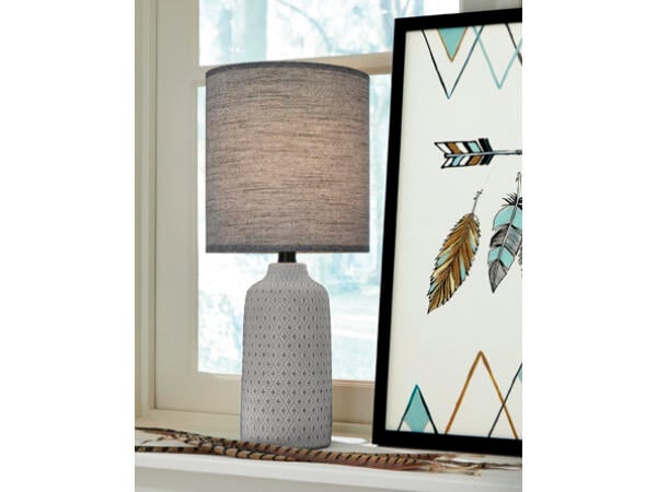 Donnford Table Lamp Lighting Ashley Furniture