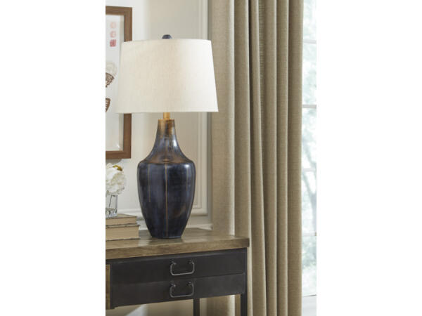 Aleela Table Lamp Lighting Ashley Furniture 17