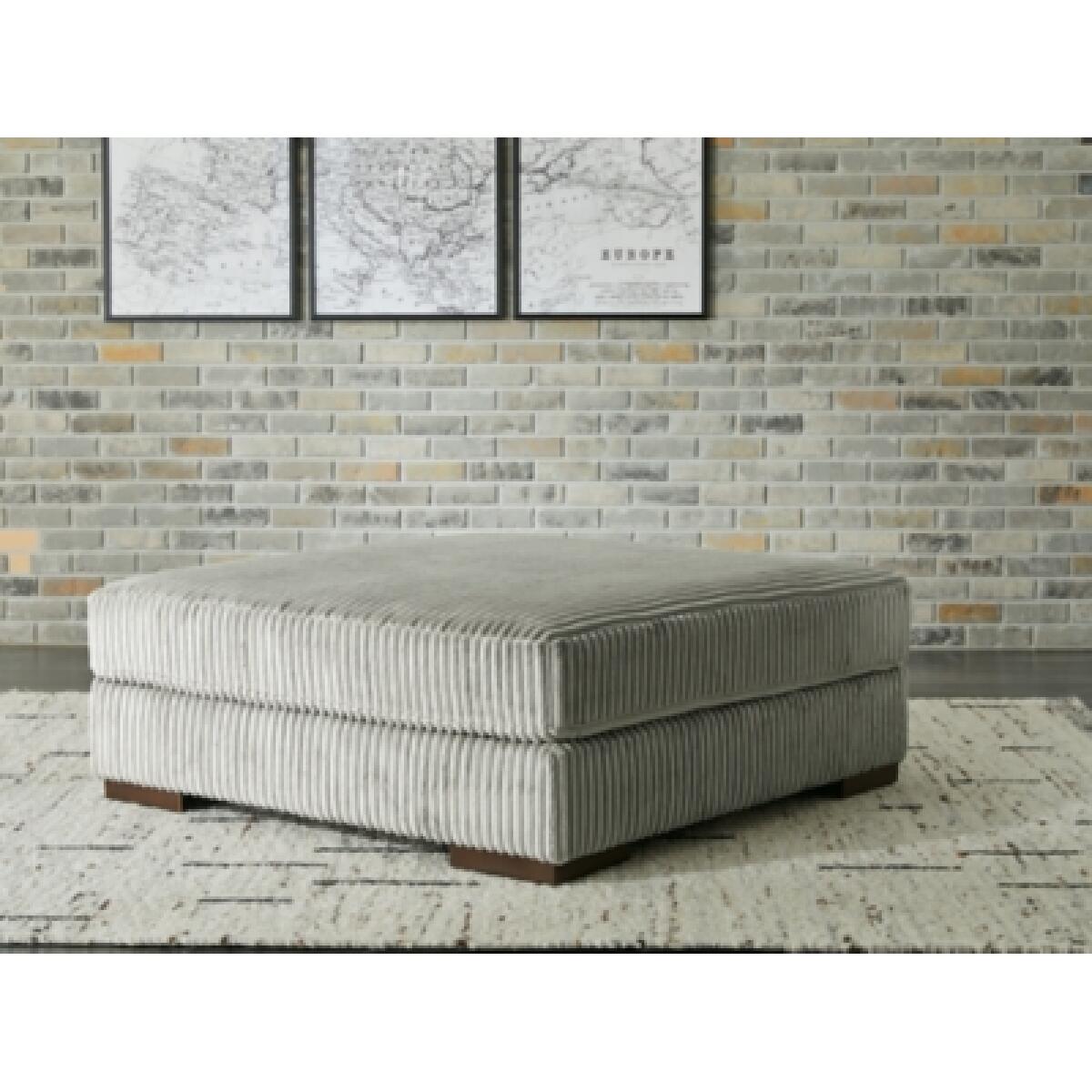 Lindyn Oversized Accent Ottoman Ottomans & Poufs Ashley Furniture 9