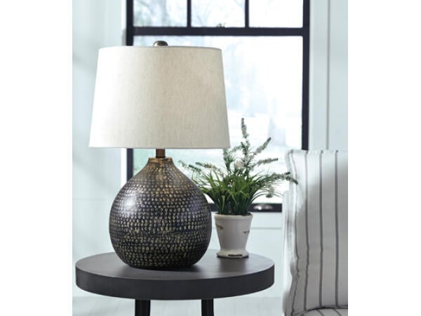 Maire Table Lamp Lighting Ashley Furniture