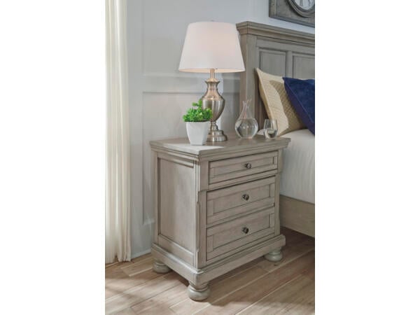 Lettner Dresser and Mirror Dressers Ashley Furniture 16
