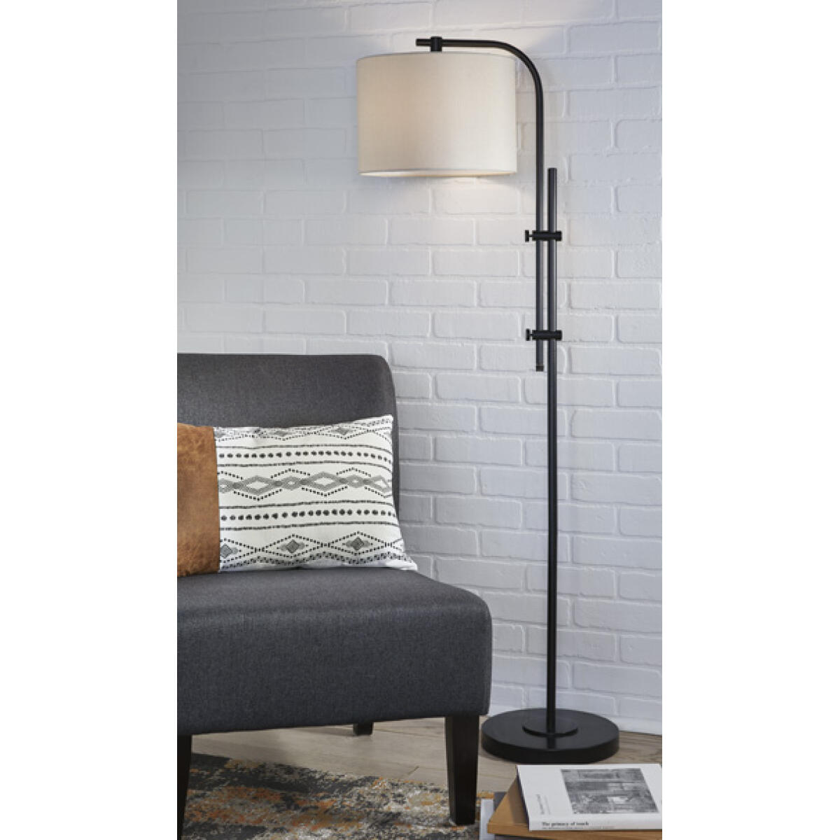 1d7bb47e92dba948c320dcf4d3f6f695 Baronvale Floor Lamp - Image 1