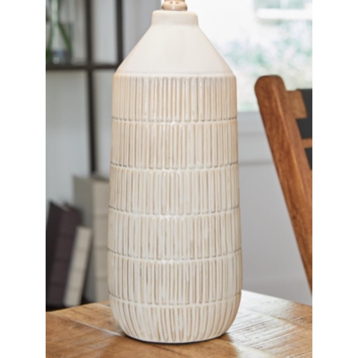 Willport Table Lamp (Set of 2) Lighting Ashley Furniture 11
