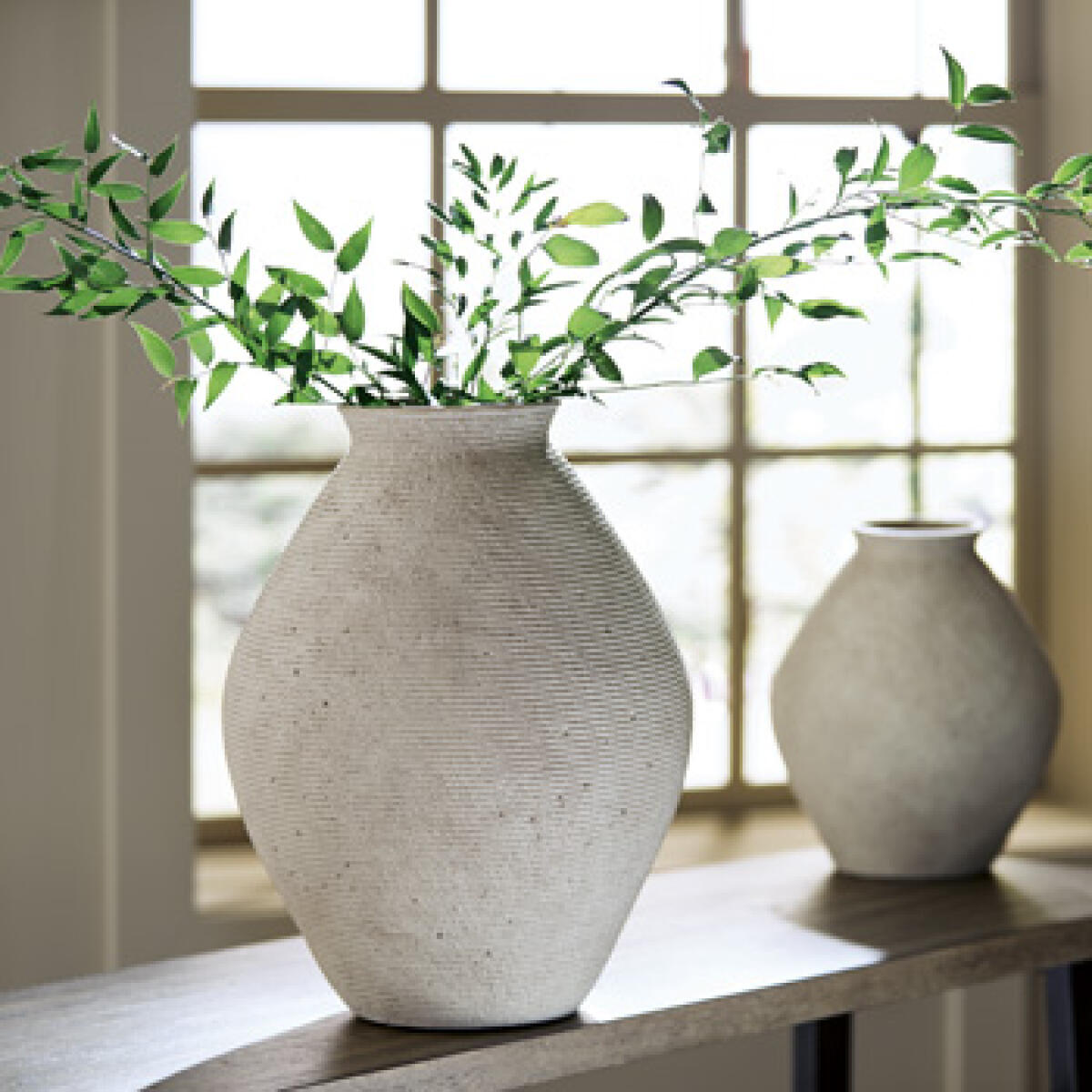 Hannela Vase Accents Ashley Furniture 4