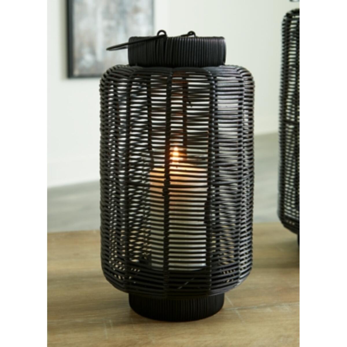 Evonne Lantern Accents Ashley Furniture 9
