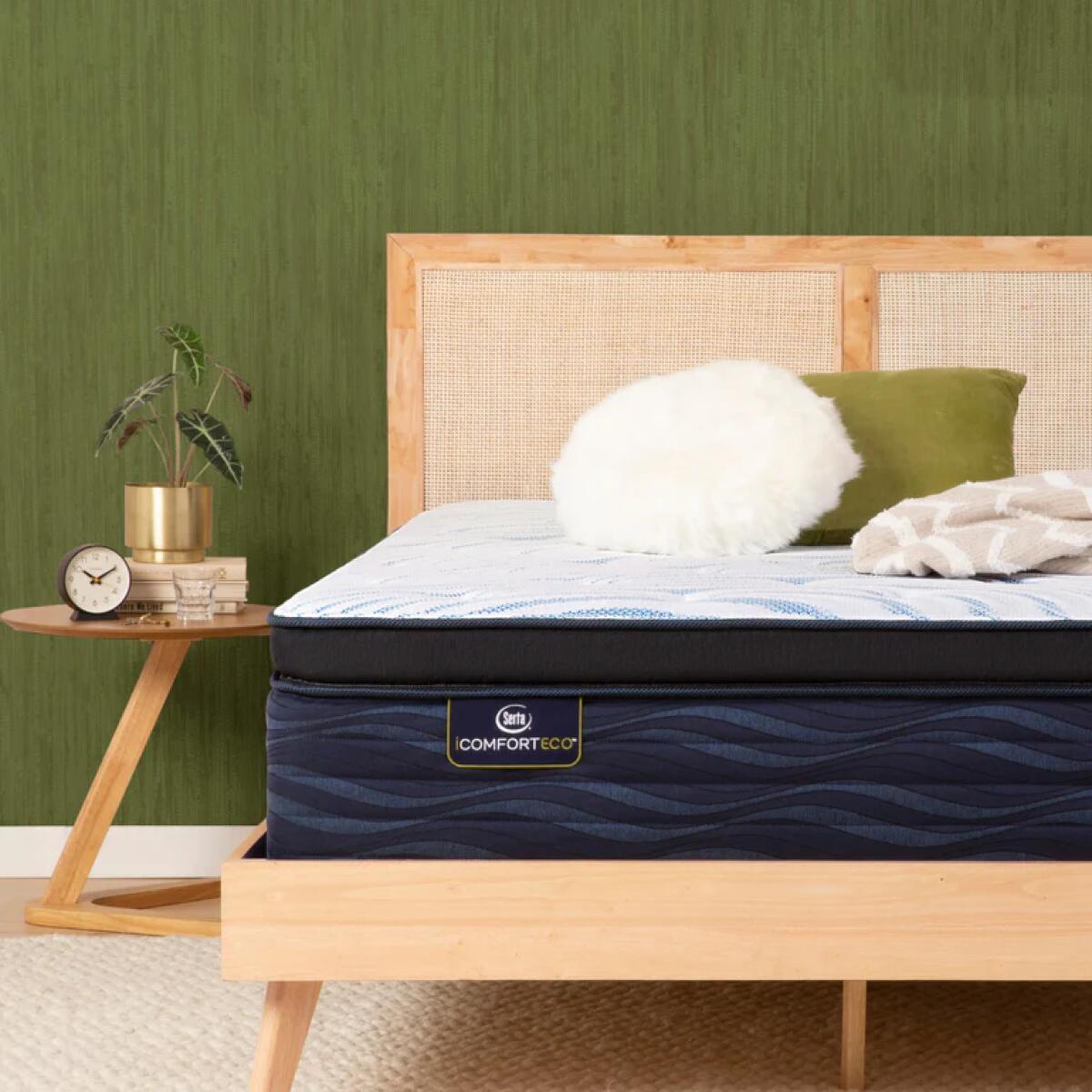 iComfortECO Quilted Hybrid Extra Firm California King Back Sleeper 6