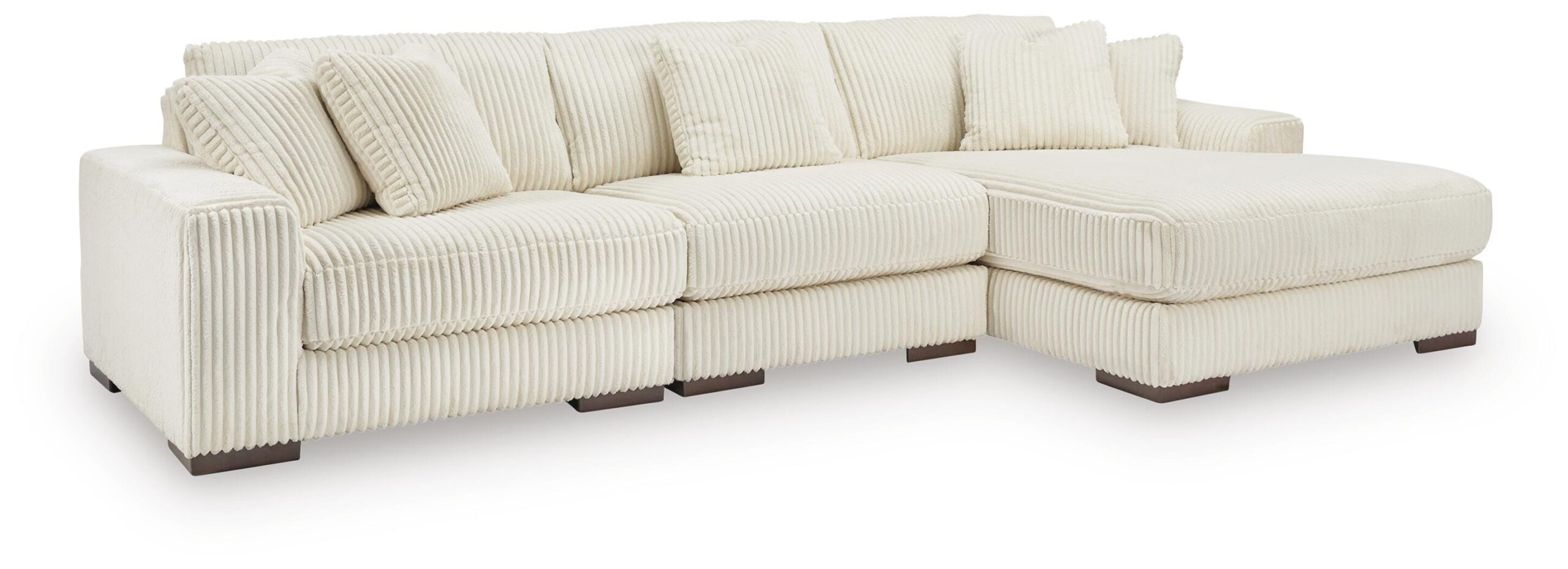 Lindyn 3-Piece Sectional with Chaise